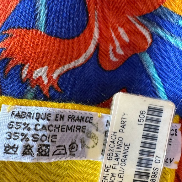 Hermes Shawl. New with tag in box. - Picture 2 of 14